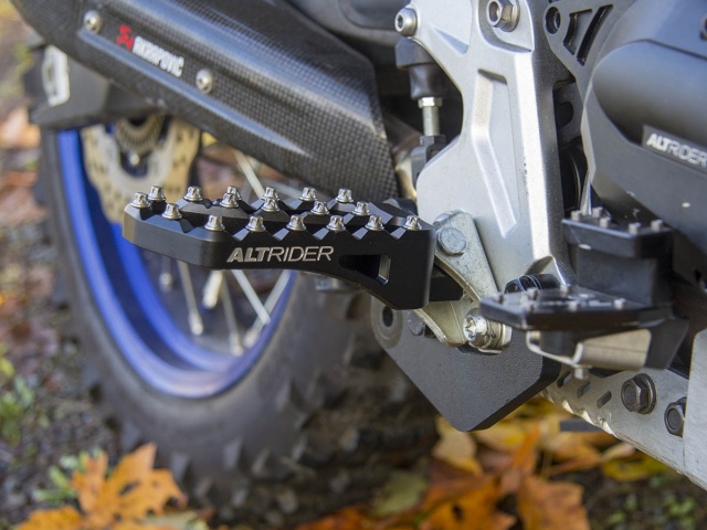 AltRider Adventure II Foot Pegs for the Yamaha Tenere 700 - Installed