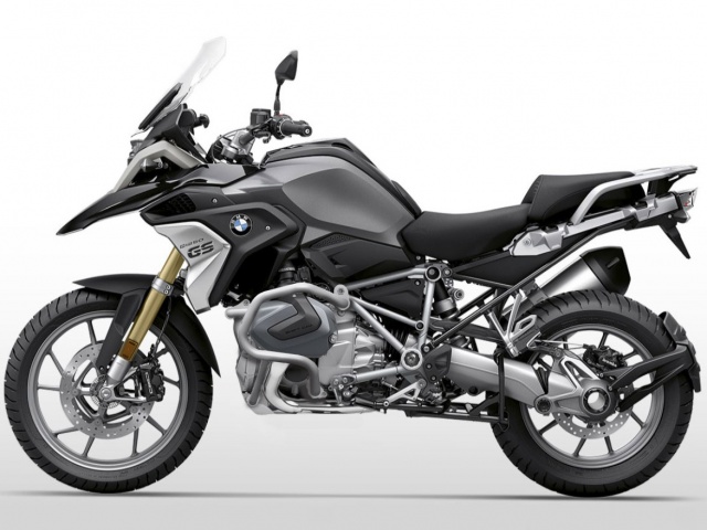 AltRider Crash Bars for the BMW R 1250 GS - Installed